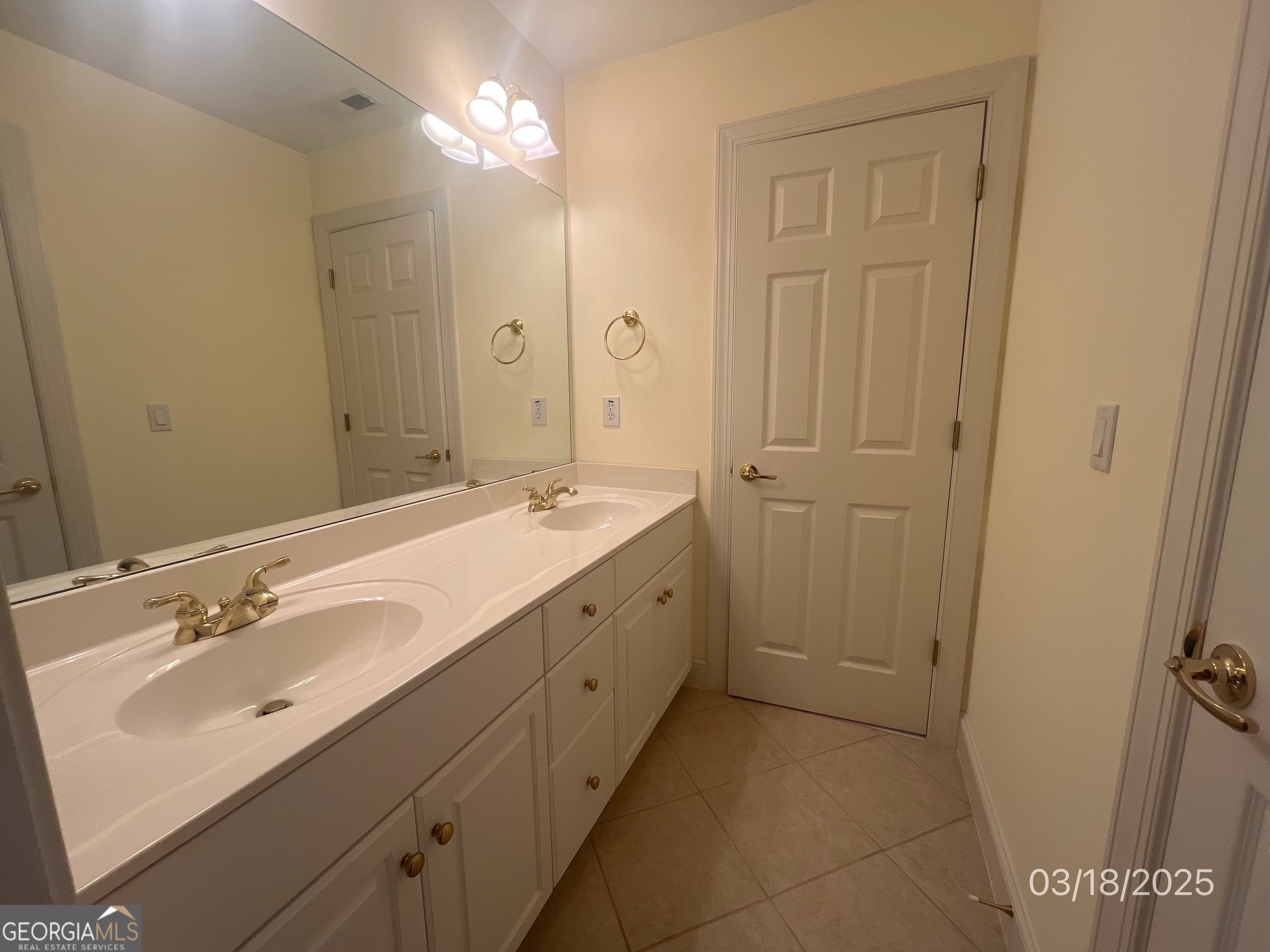 612 Banbury Court Property Photo 16