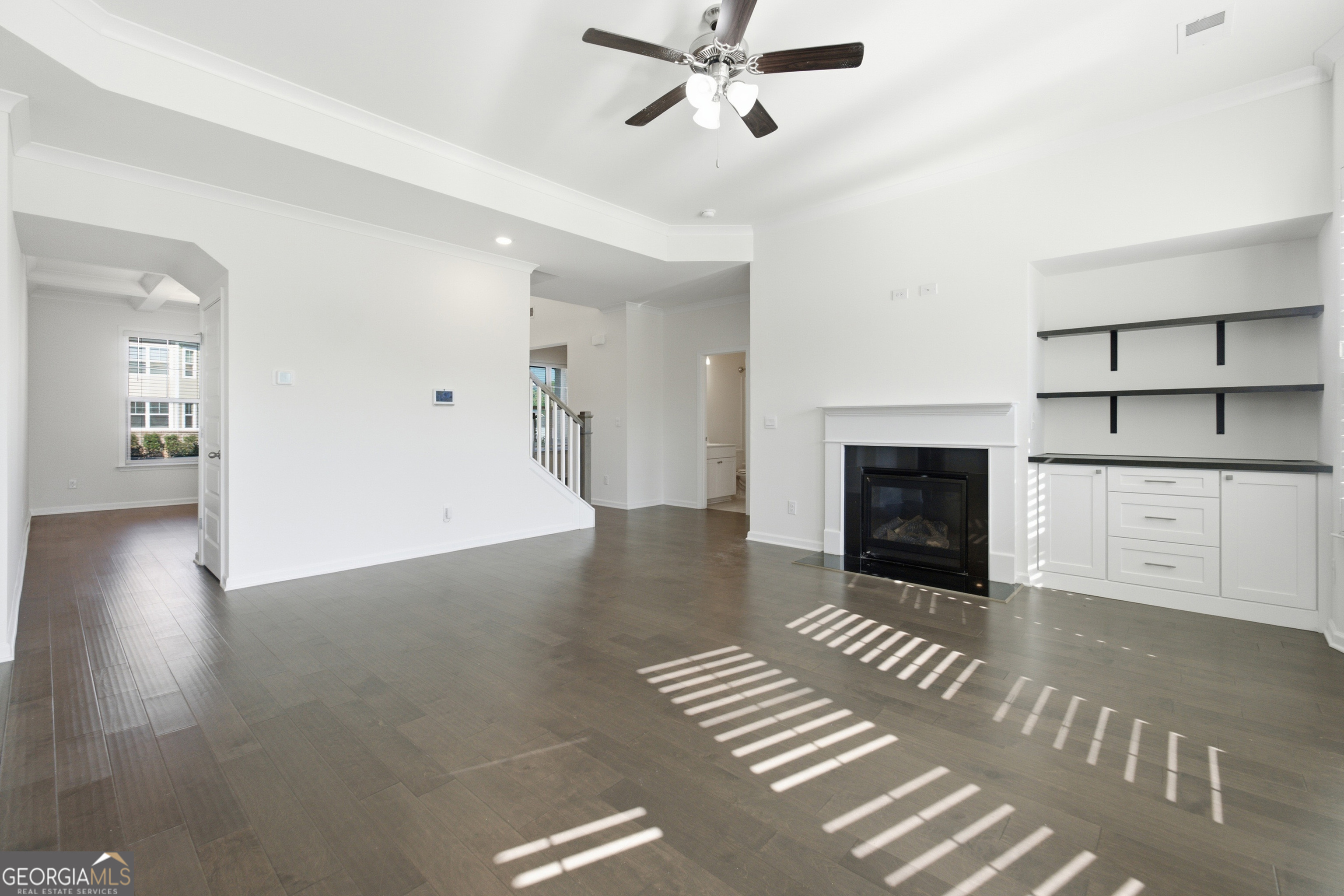 1221 Hawthorne Circle Property Photo 6