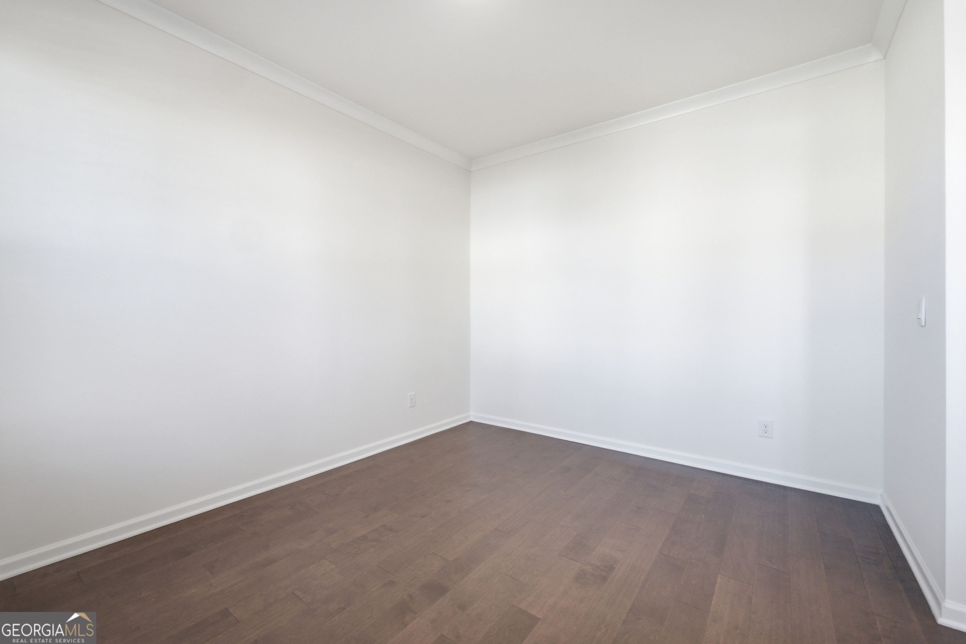 1221 Hawthorne Circle Property Photo 17