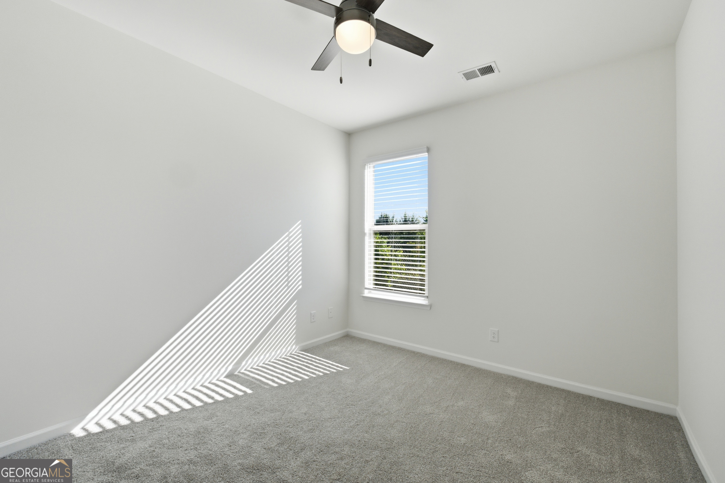 1221 Hawthorne Circle Property Photo 37