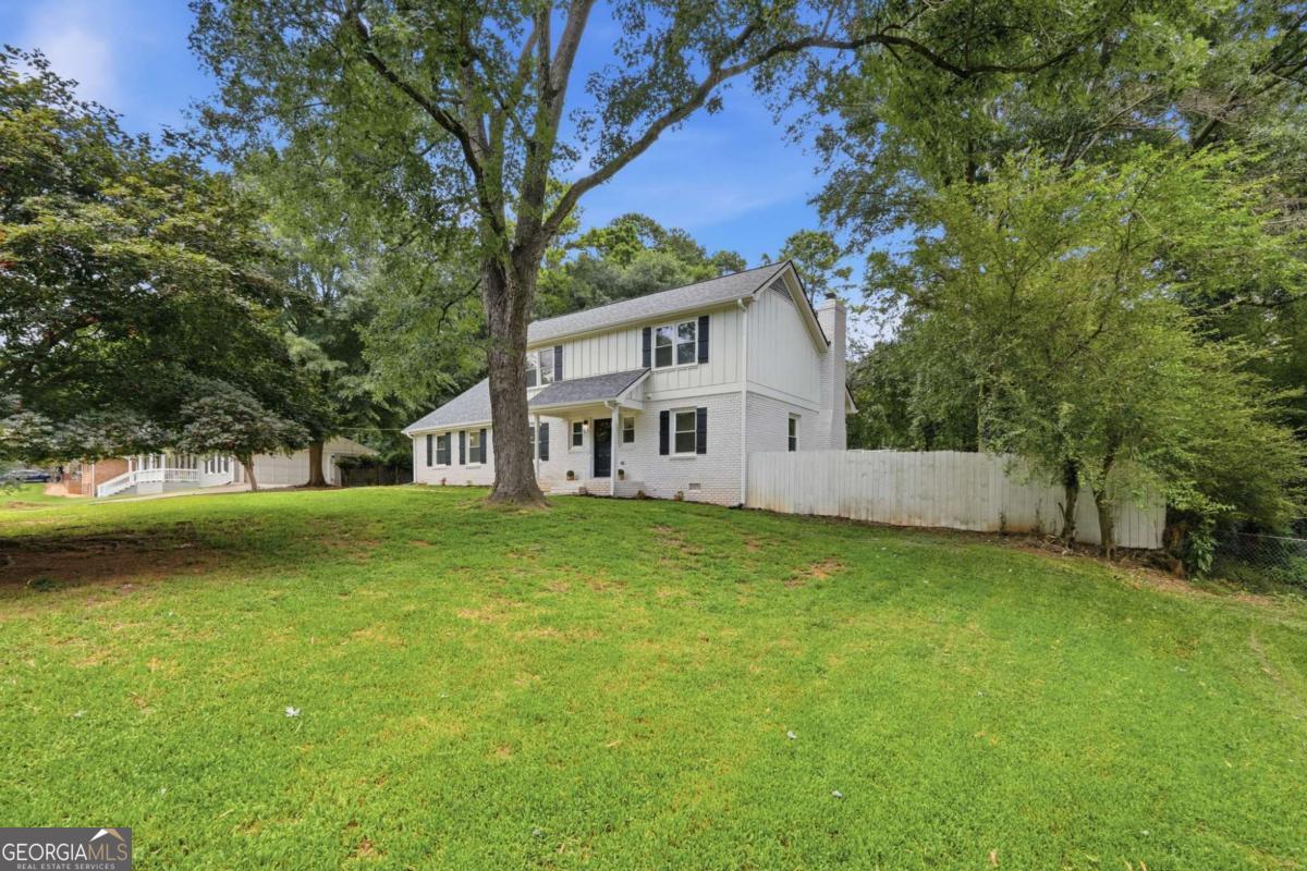 5139 Merry Lane Property Photo 5
