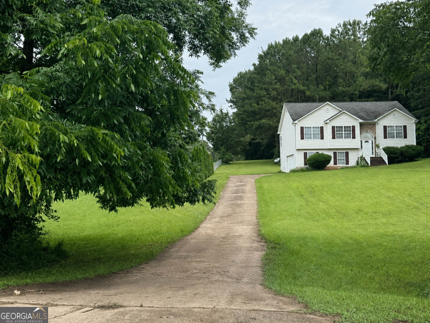 127 Mabry Road Property Photo 1