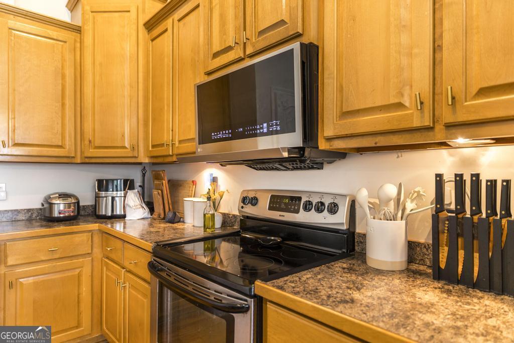 504 Eagle Springs Drive Property Photo 17