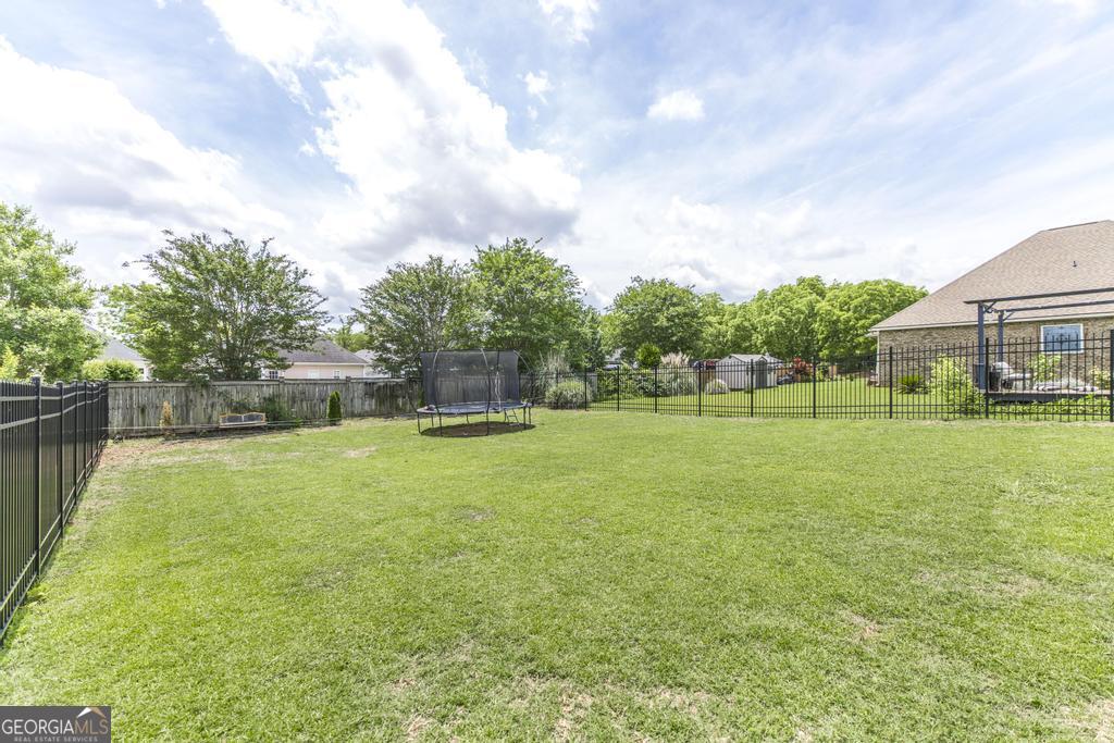 504 Eagle Springs Drive Property Photo 33