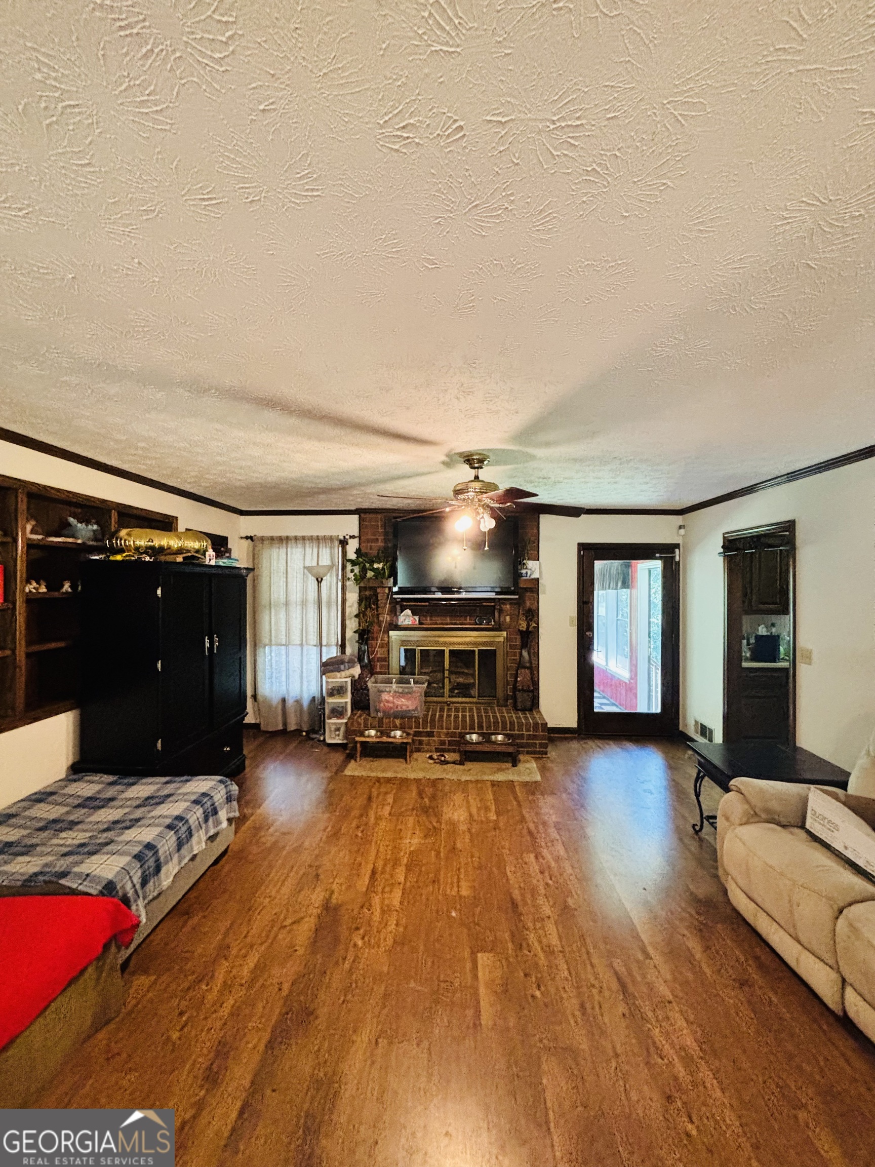 110 Saxon Woods Drive Property Photo 15