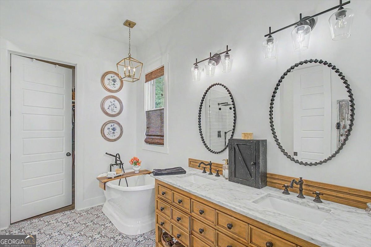 164 River Road Property Photo 27