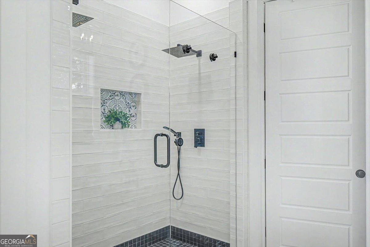 164 River Road Property Photo 28