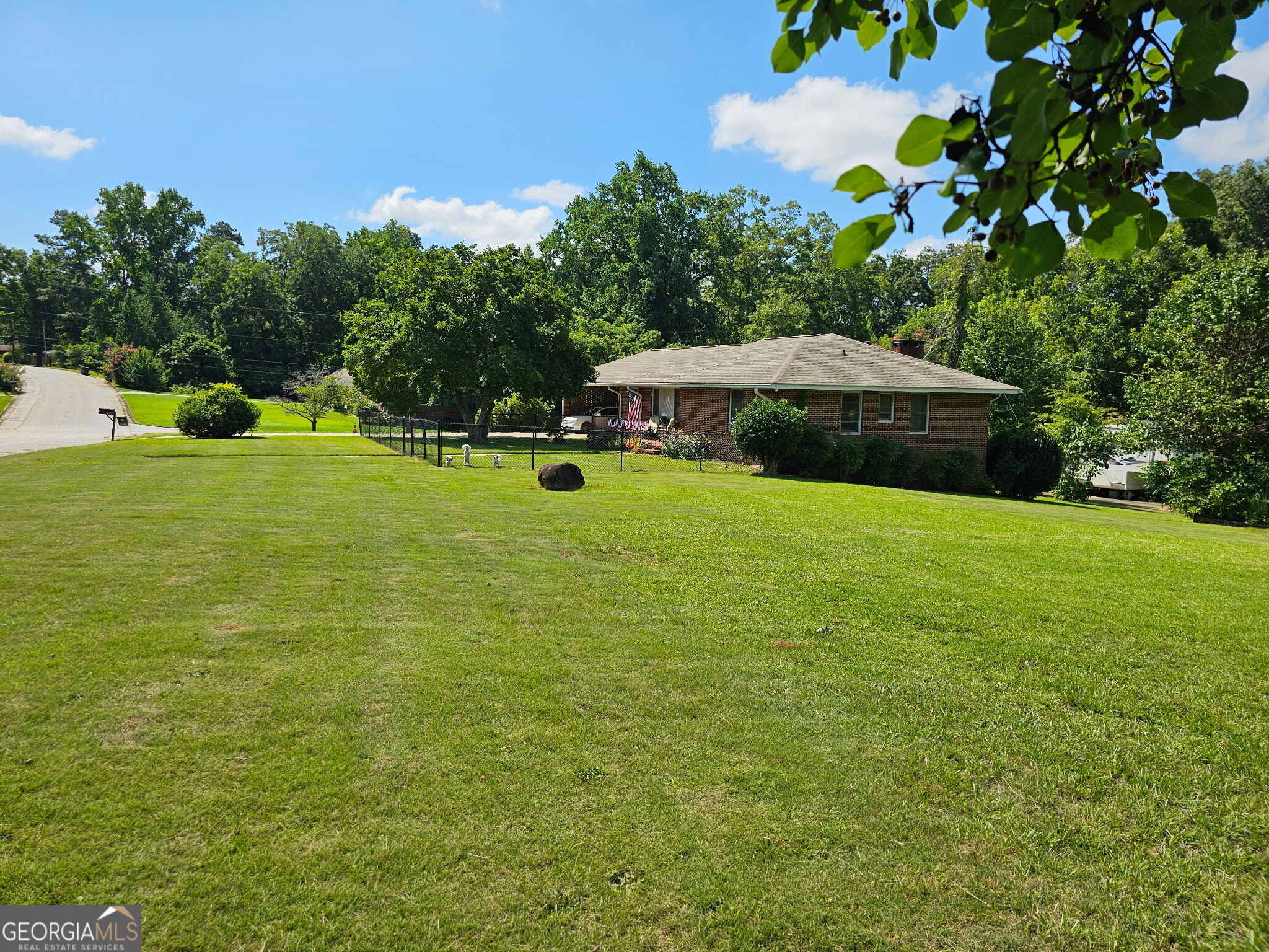700 Brookwood Drive Property Photo 5