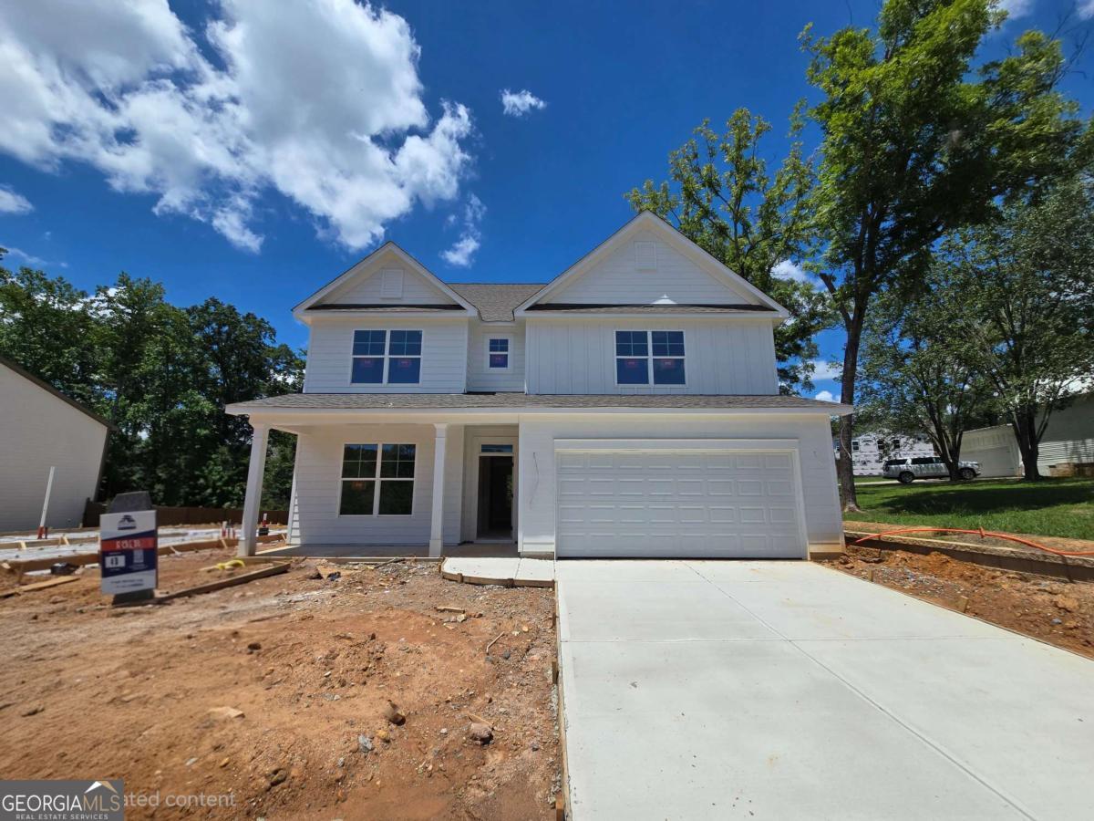 372 Conifer Lane Property Photo 1