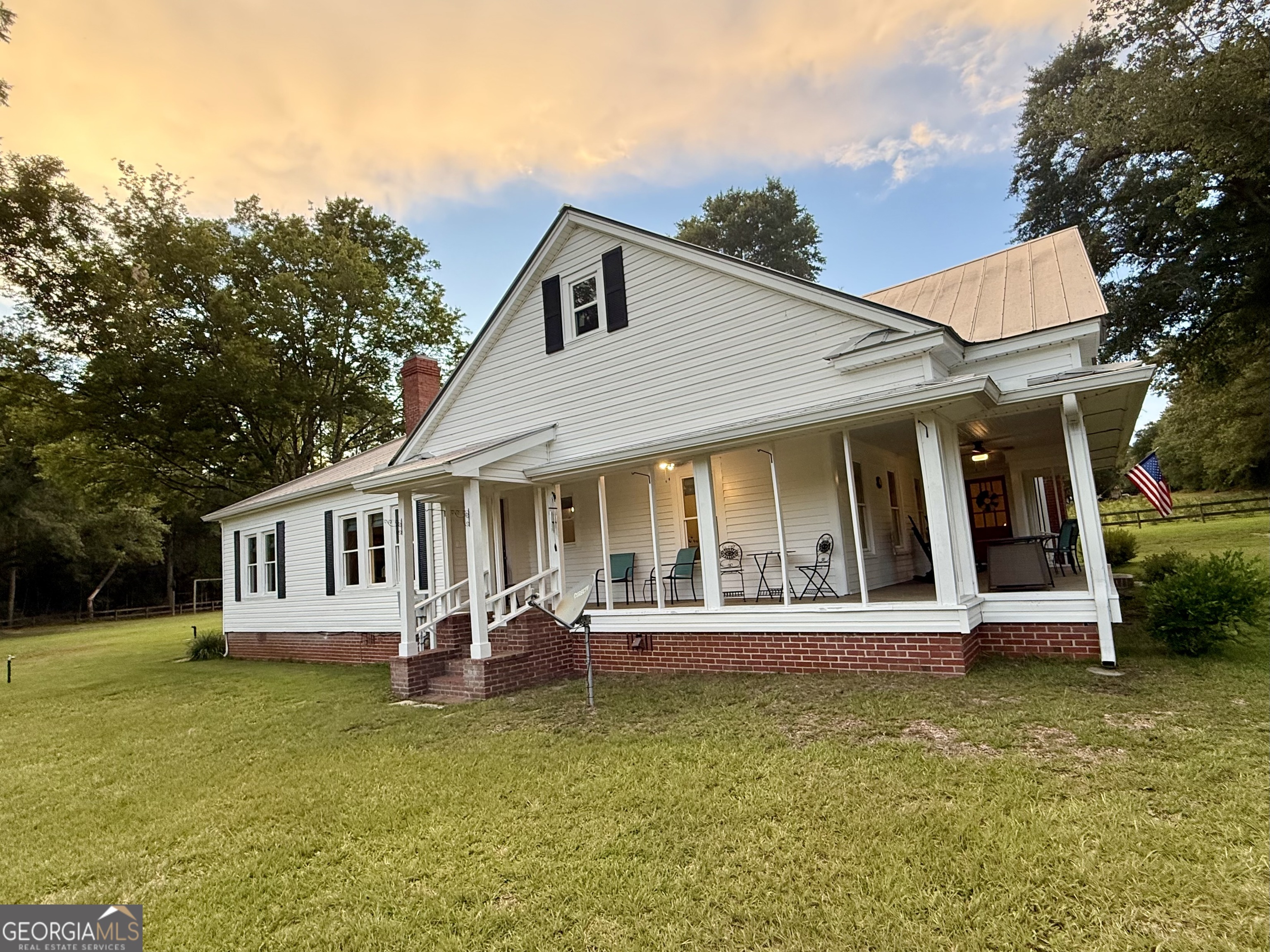 1693 Burtons Ferry Highway Property Photo 15