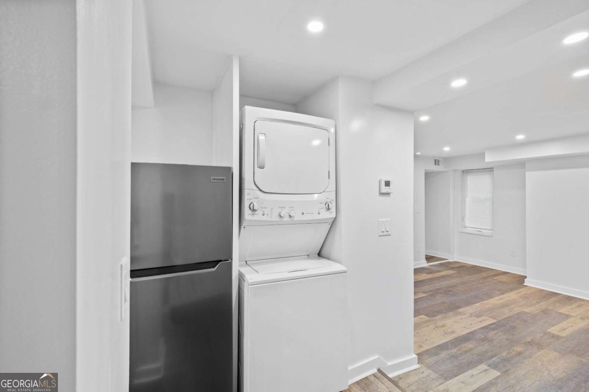 789 Barnett Street Ne # 4 Property Photo 6