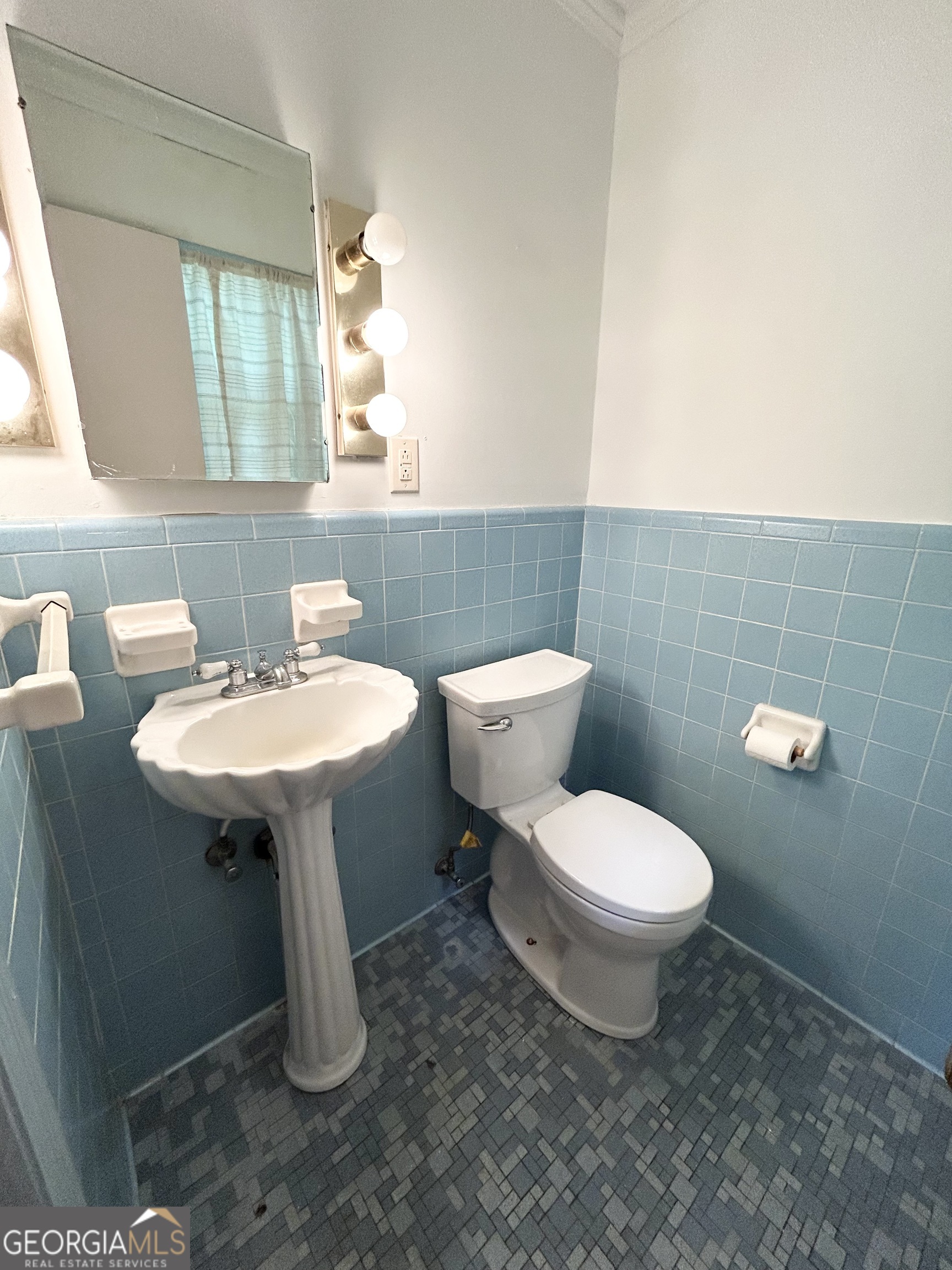 1306 Greenview Drive Property Photo 13