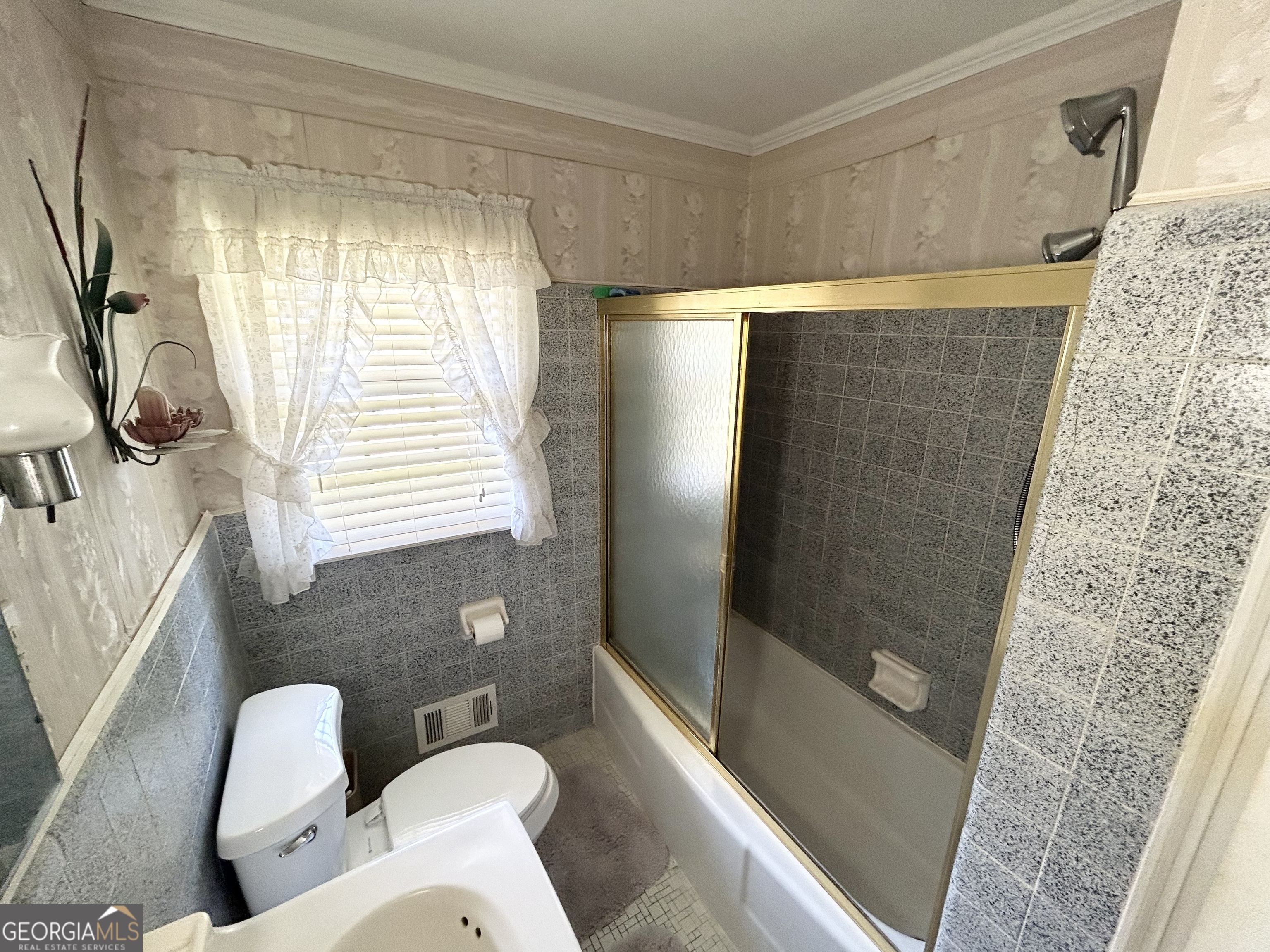 1306 Greenview Drive Property Photo 17