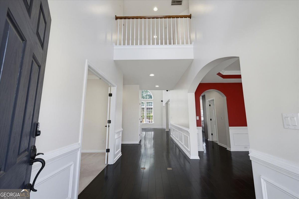 1841 River Crest Way Property Photo 6