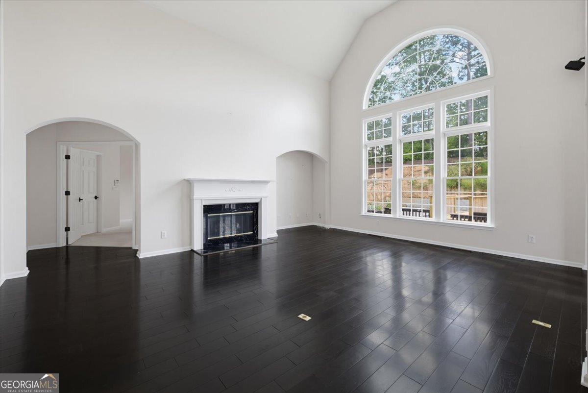 1841 River Crest Way Property Photo 12