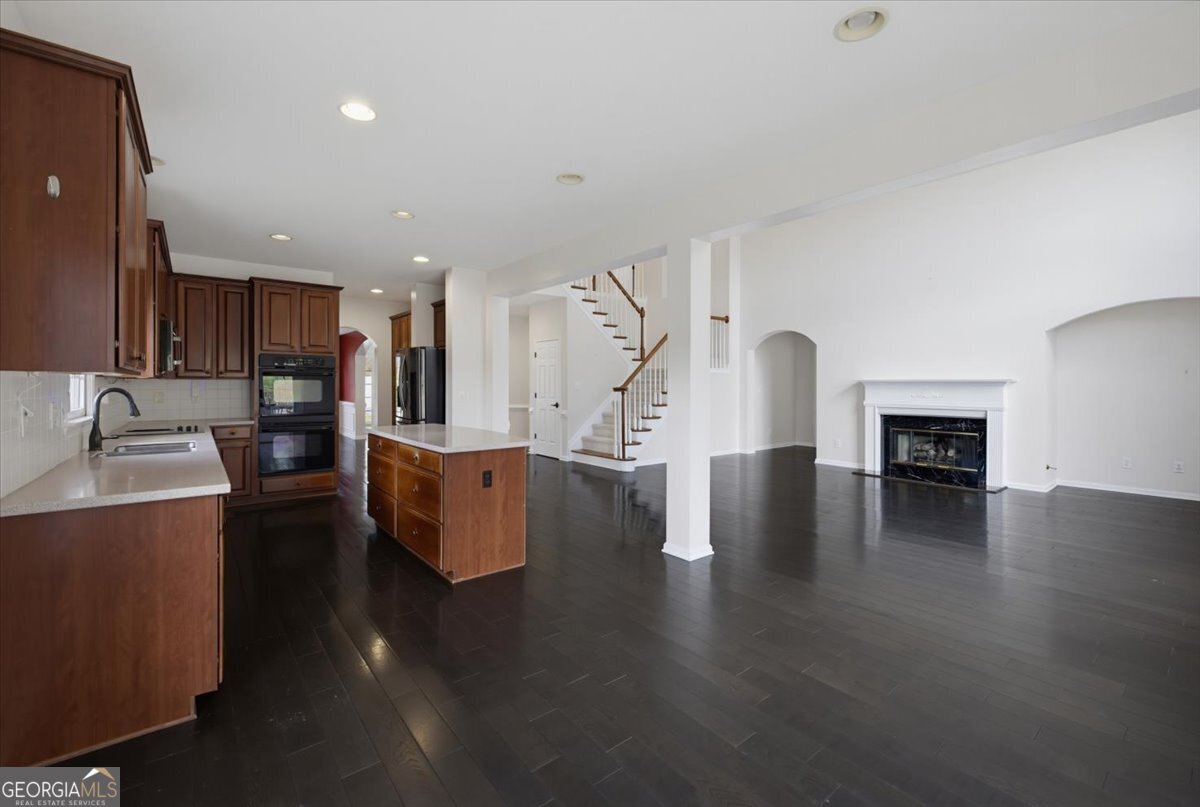 1841 River Crest Way Property Photo 18