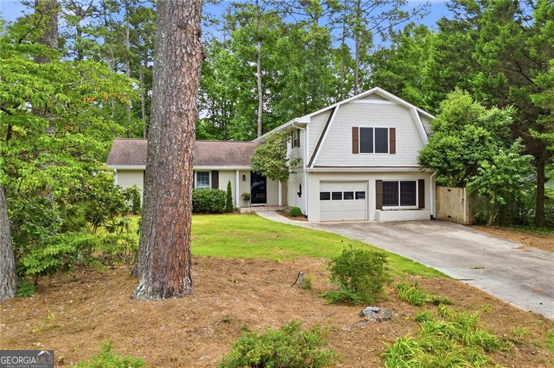 11555 Northgate Way Property Photo 2