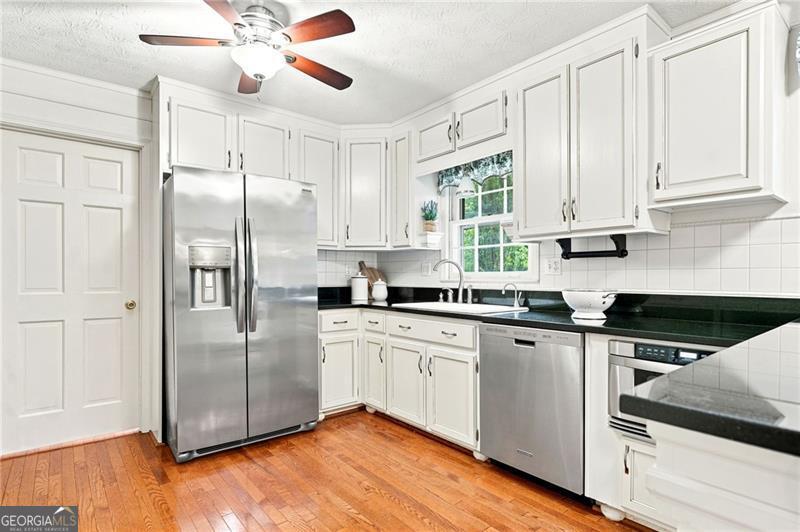11555 Northgate Way Property Photo 14