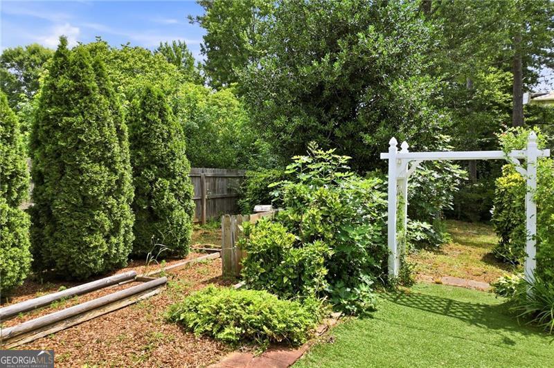 11555 Northgate Way Property Photo 43