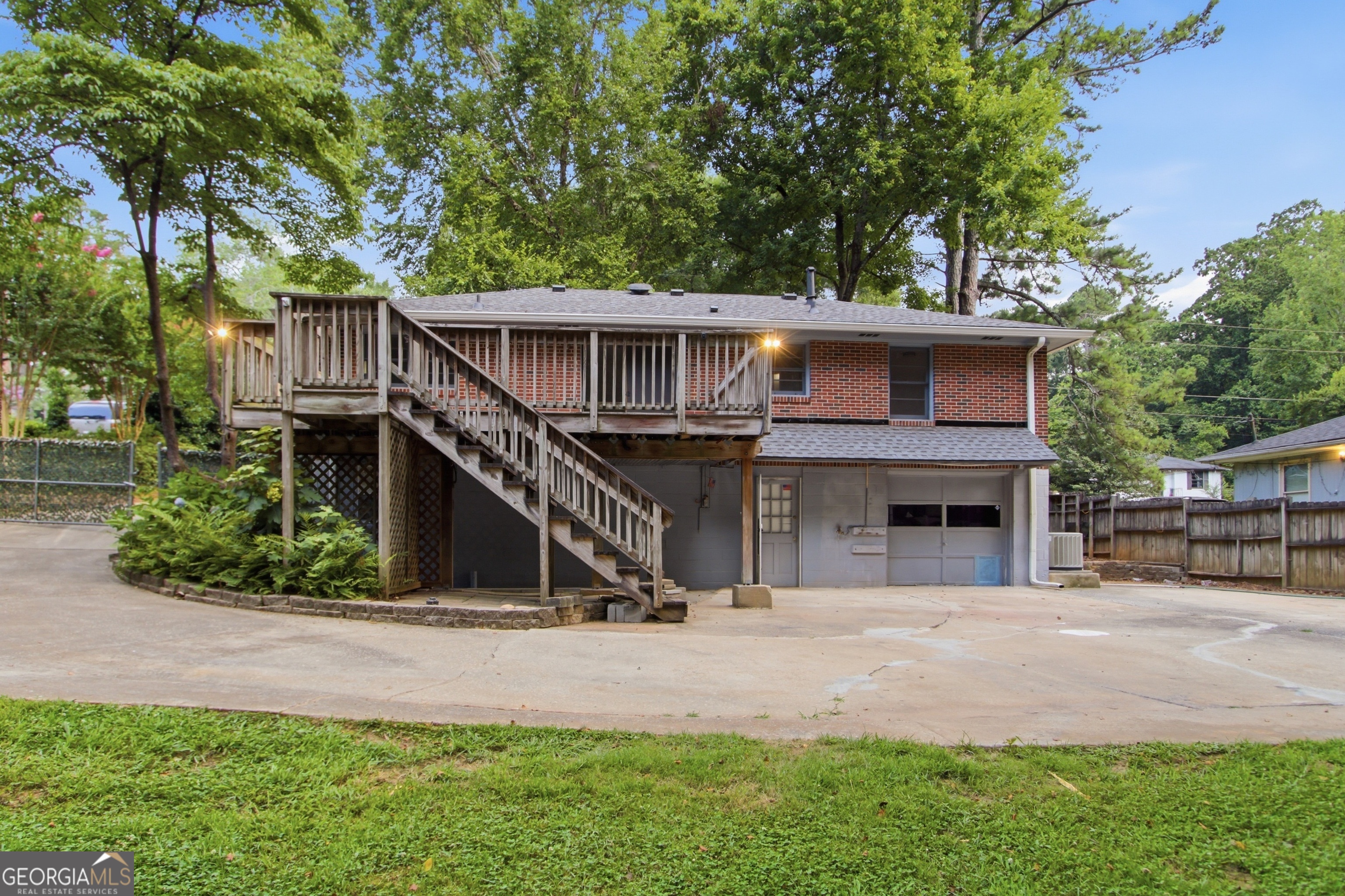 106 Larose Circle Se Property Photo 23