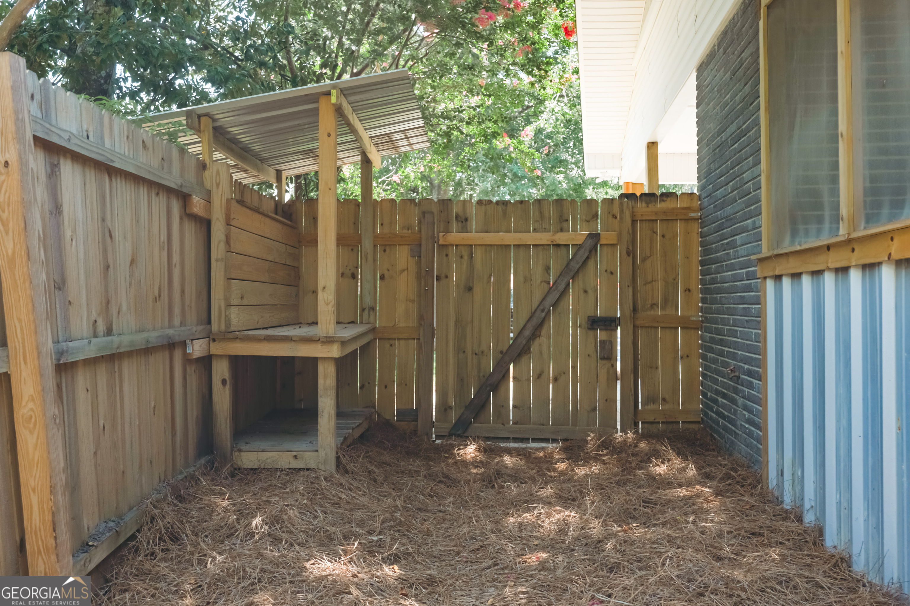 106 Pinehurst Drive Property Photo 18