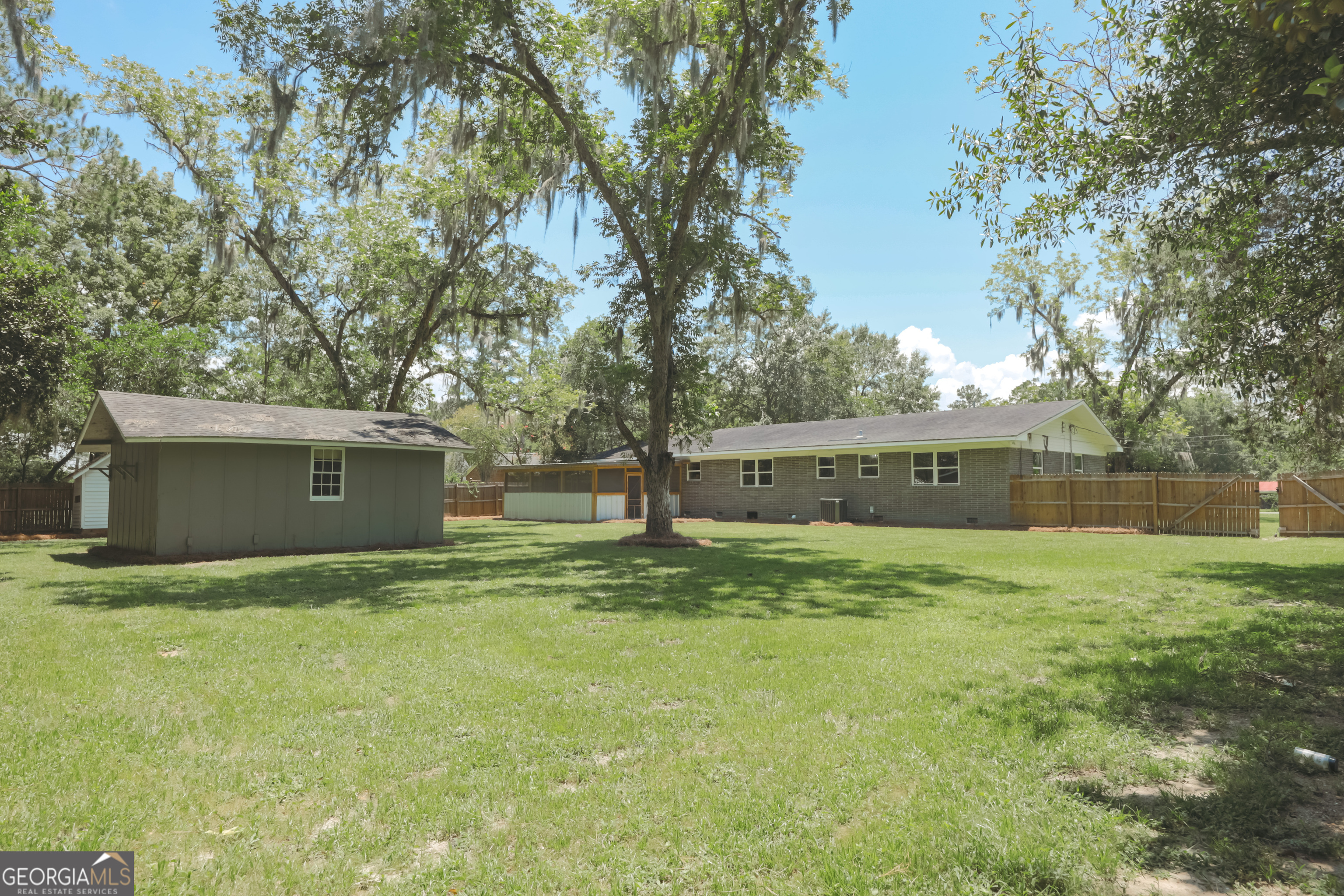 106 Pinehurst Drive Property Photo 22