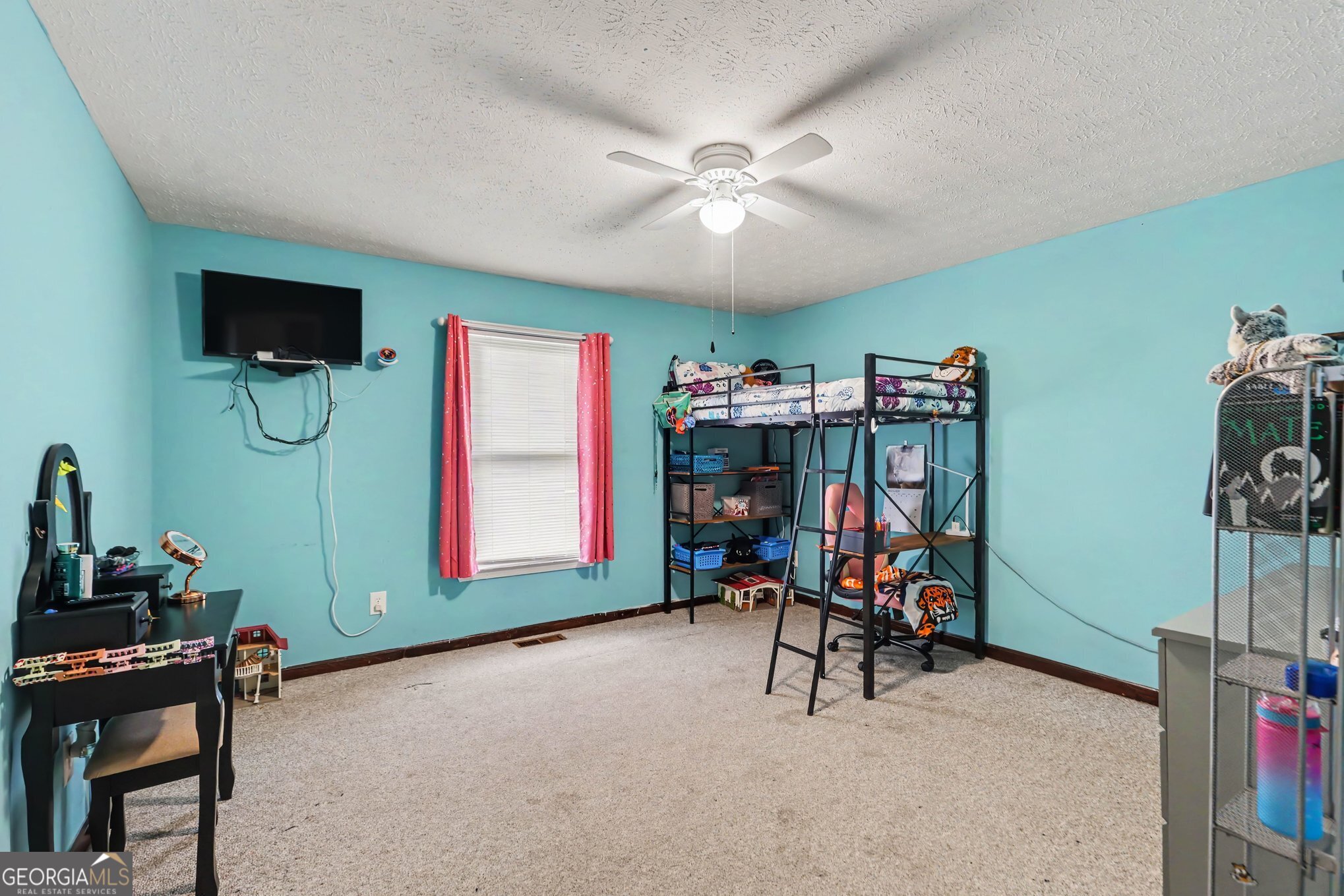 7388 Post Road Property Photo 14