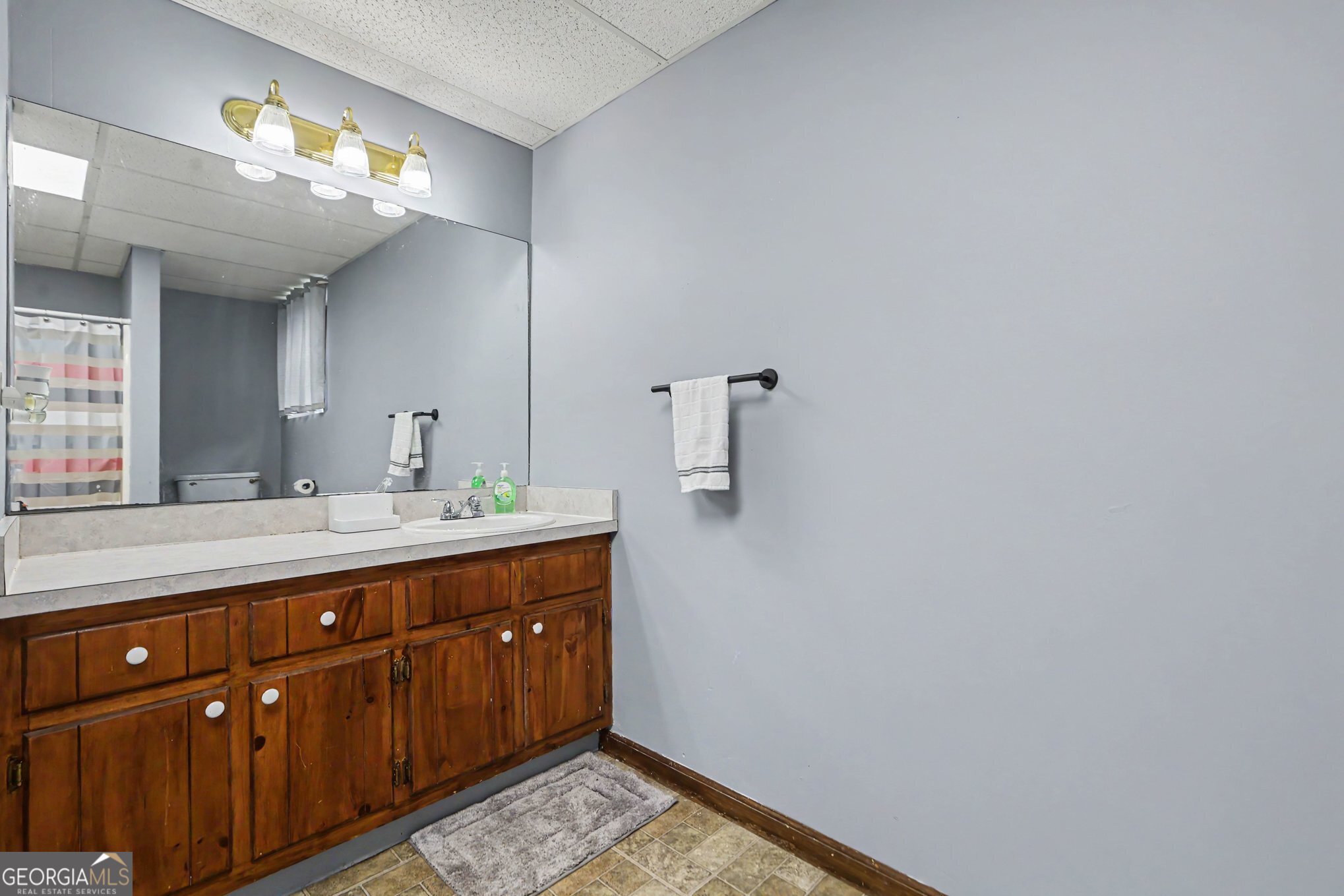 7388 Post Road Property Photo 17