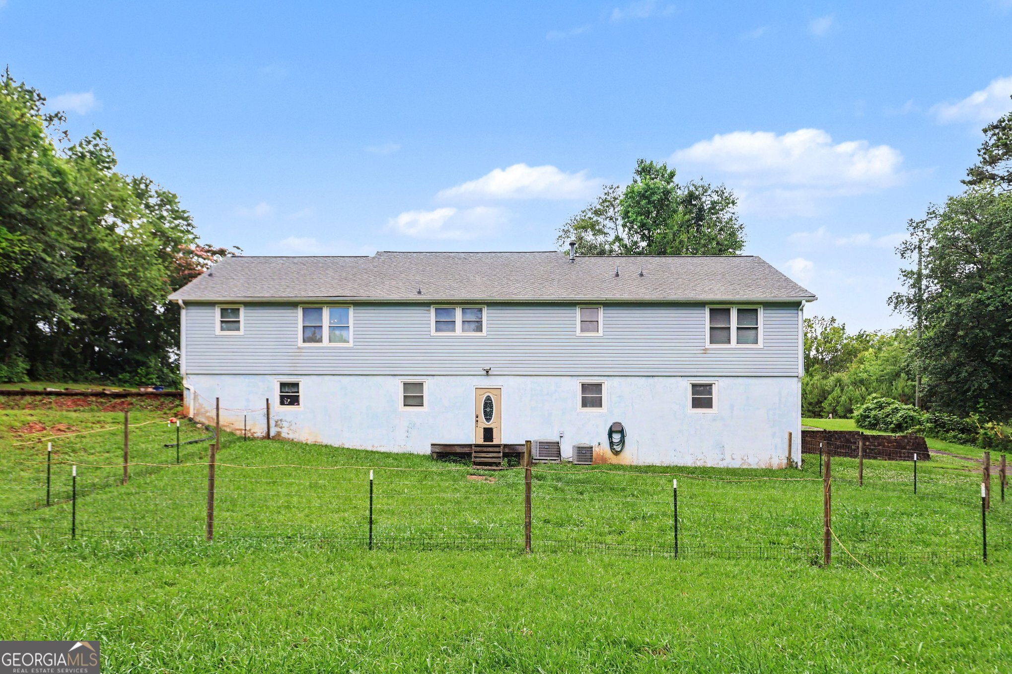 7388 Post Road Property Photo 32