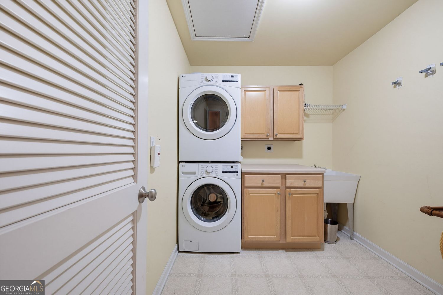 3077 Hudson Way Property Photo 22