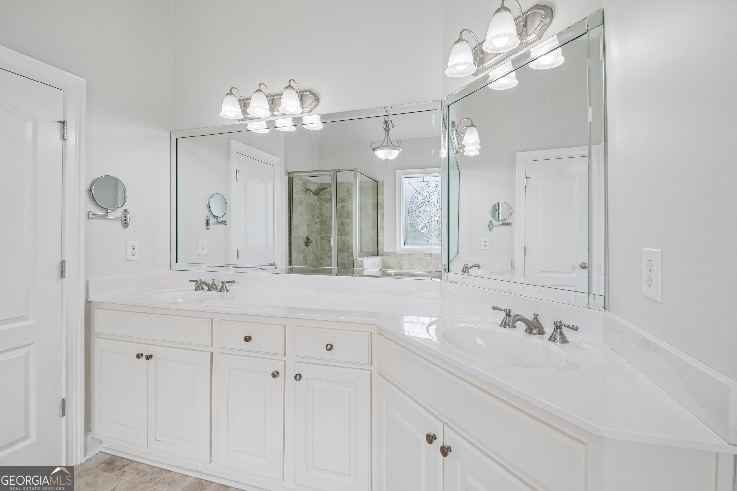 1040 E Magnolia Loop Property Photo 27