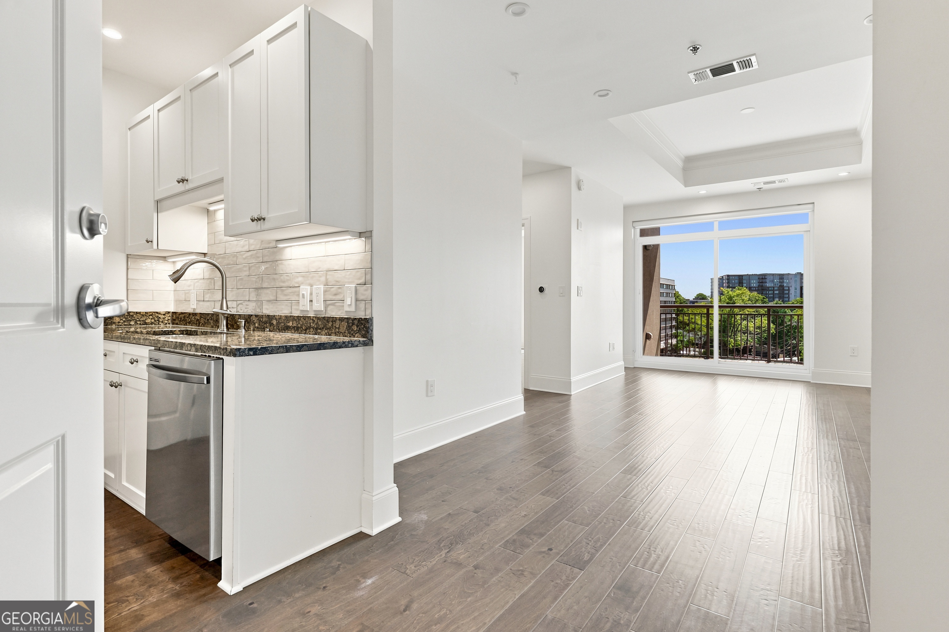 325 E Paces Ferry Road Ne # 704 Property Photo 4