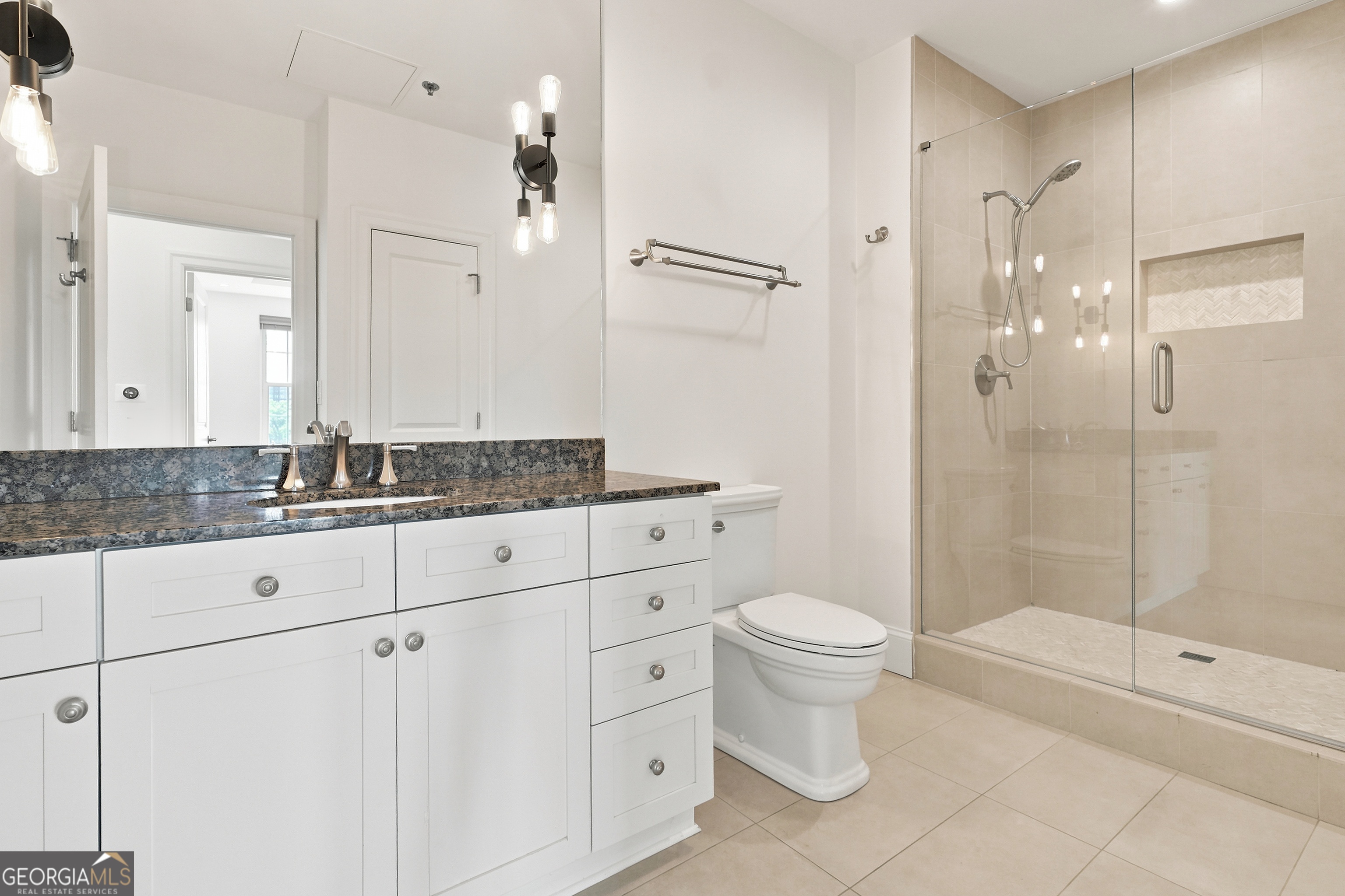 325 E Paces Ferry Road Ne # 704 Property Photo 14