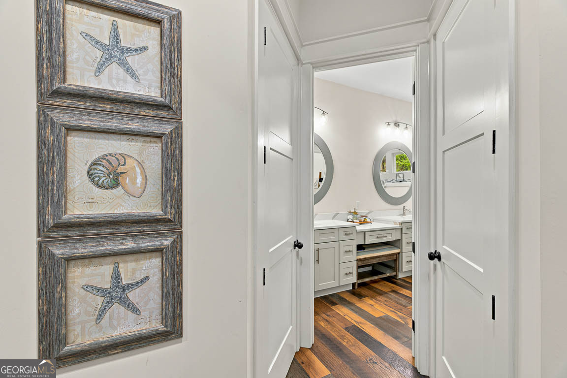 100 Virginia Property Photo 5