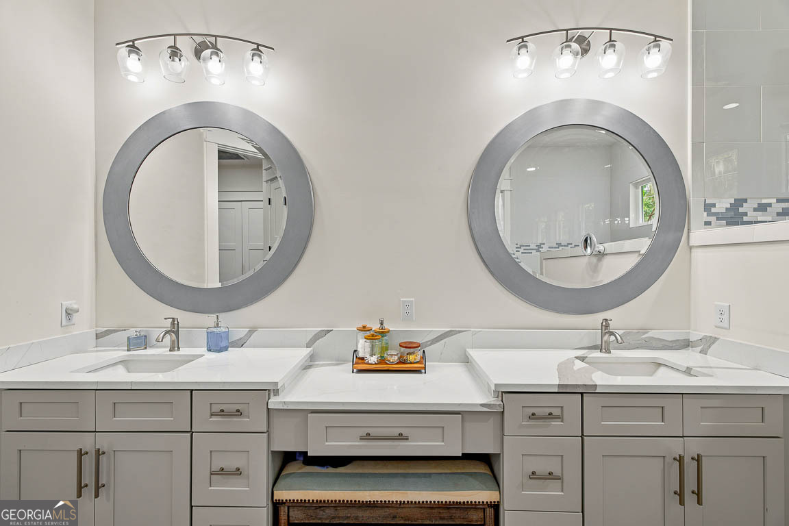 100 Virginia Property Photo 18