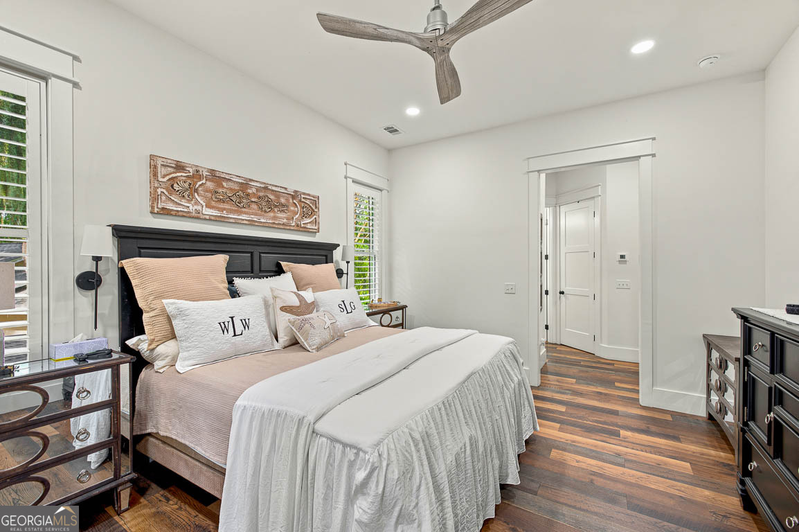 100 Virginia Property Photo 20