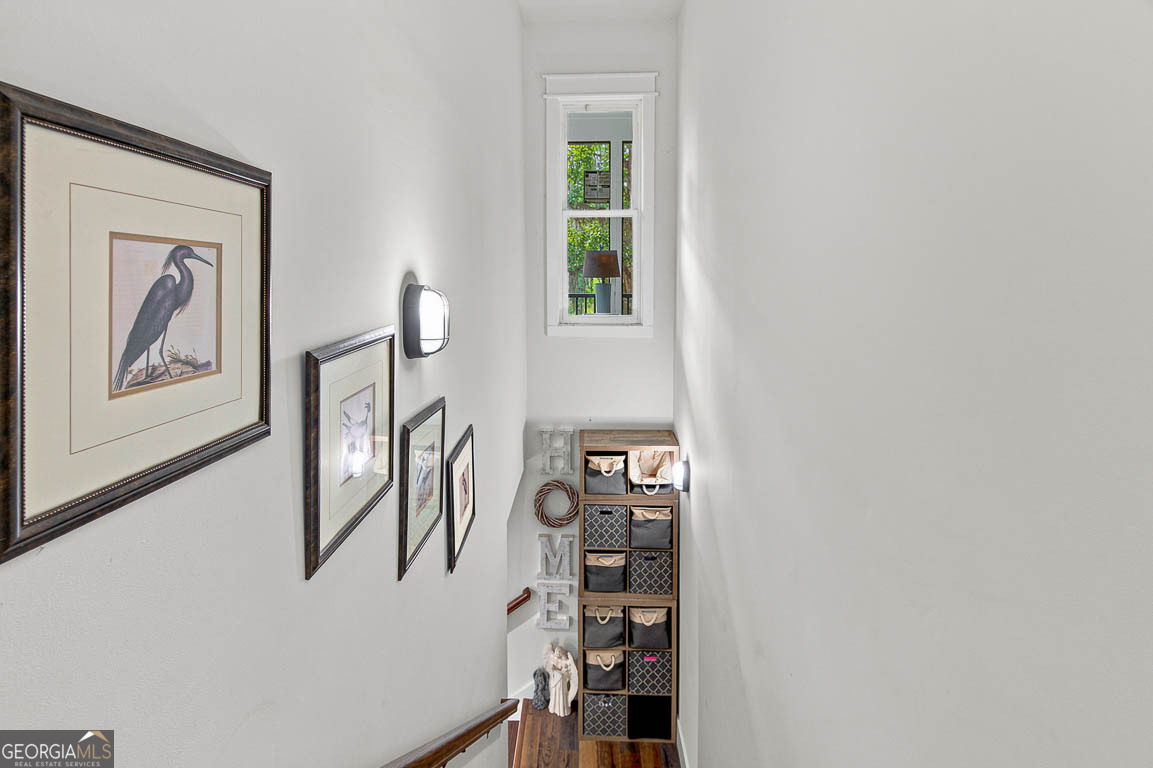 100 Virginia Property Photo 23