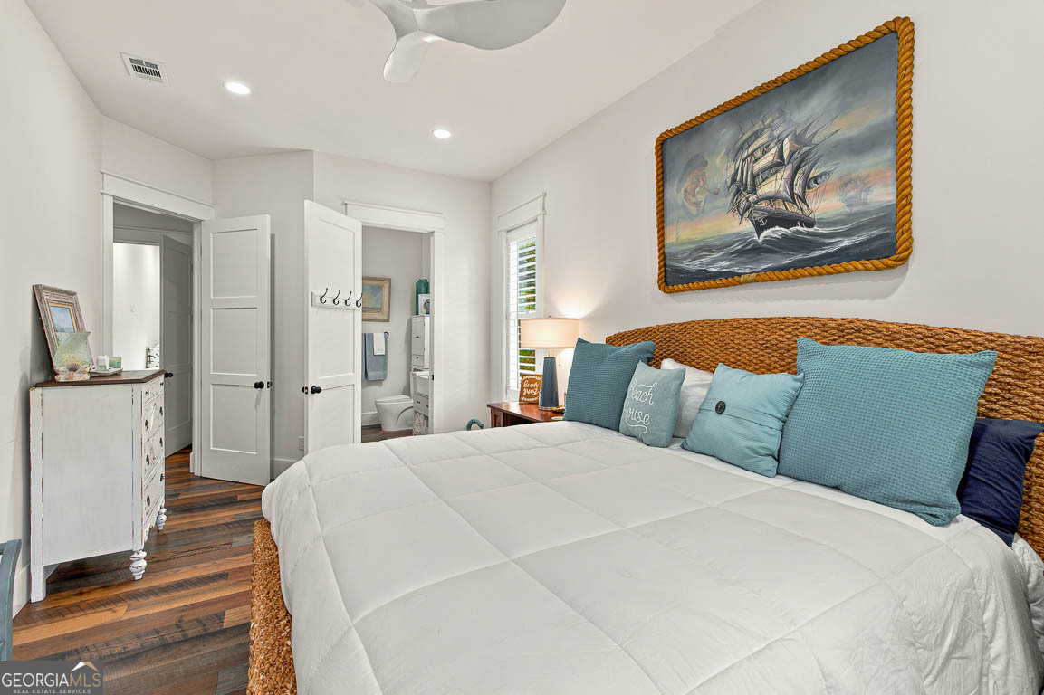 100 Virginia Property Photo 35