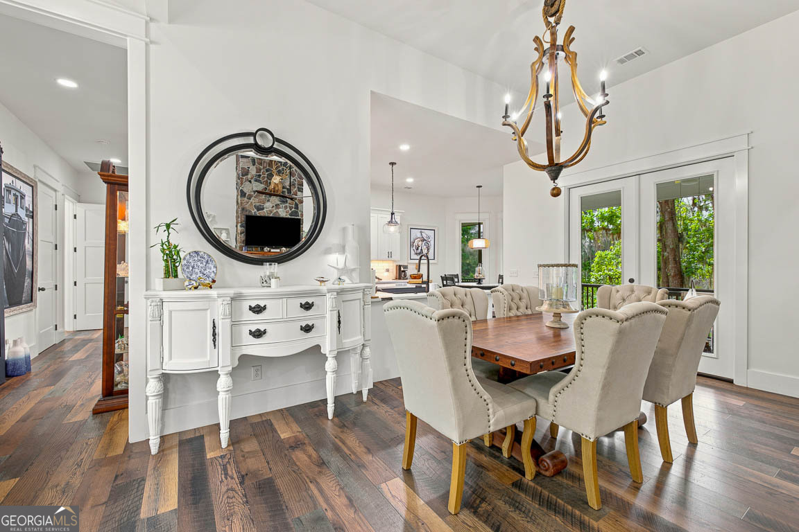 100 Virginia Property Photo 52