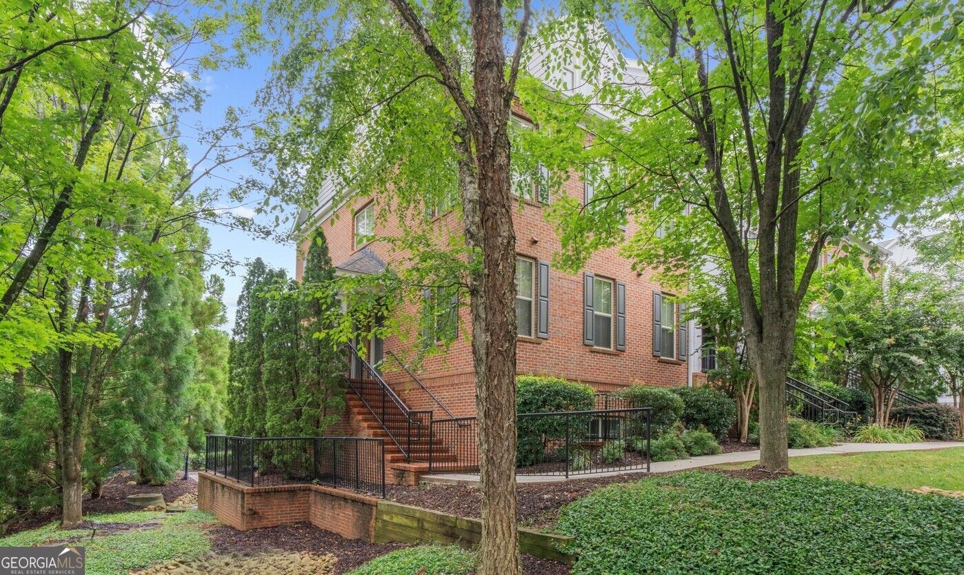 199 Le Gran Court Property Photo 1