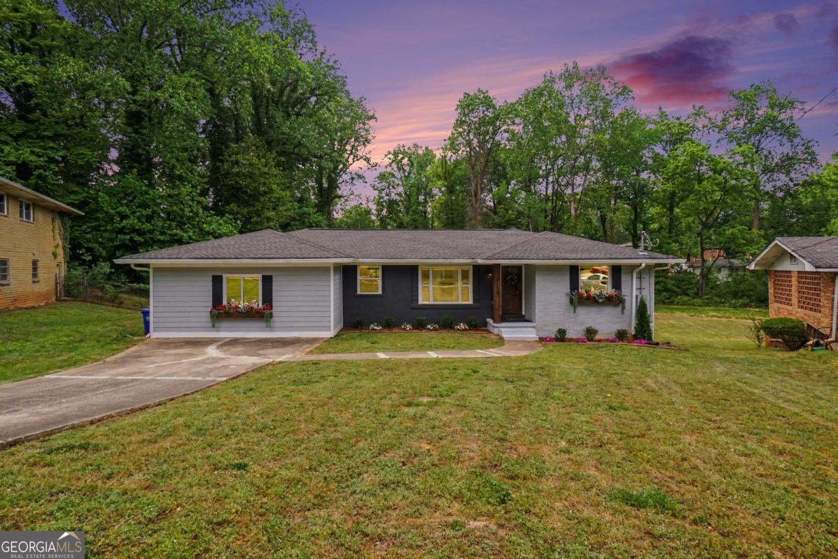 3152 Columbia Woods Drive Property Photo 1