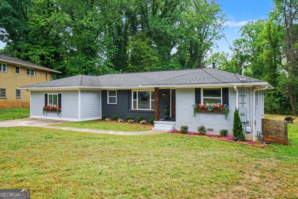 3152 Columbia Woods Drive Property Photo 21