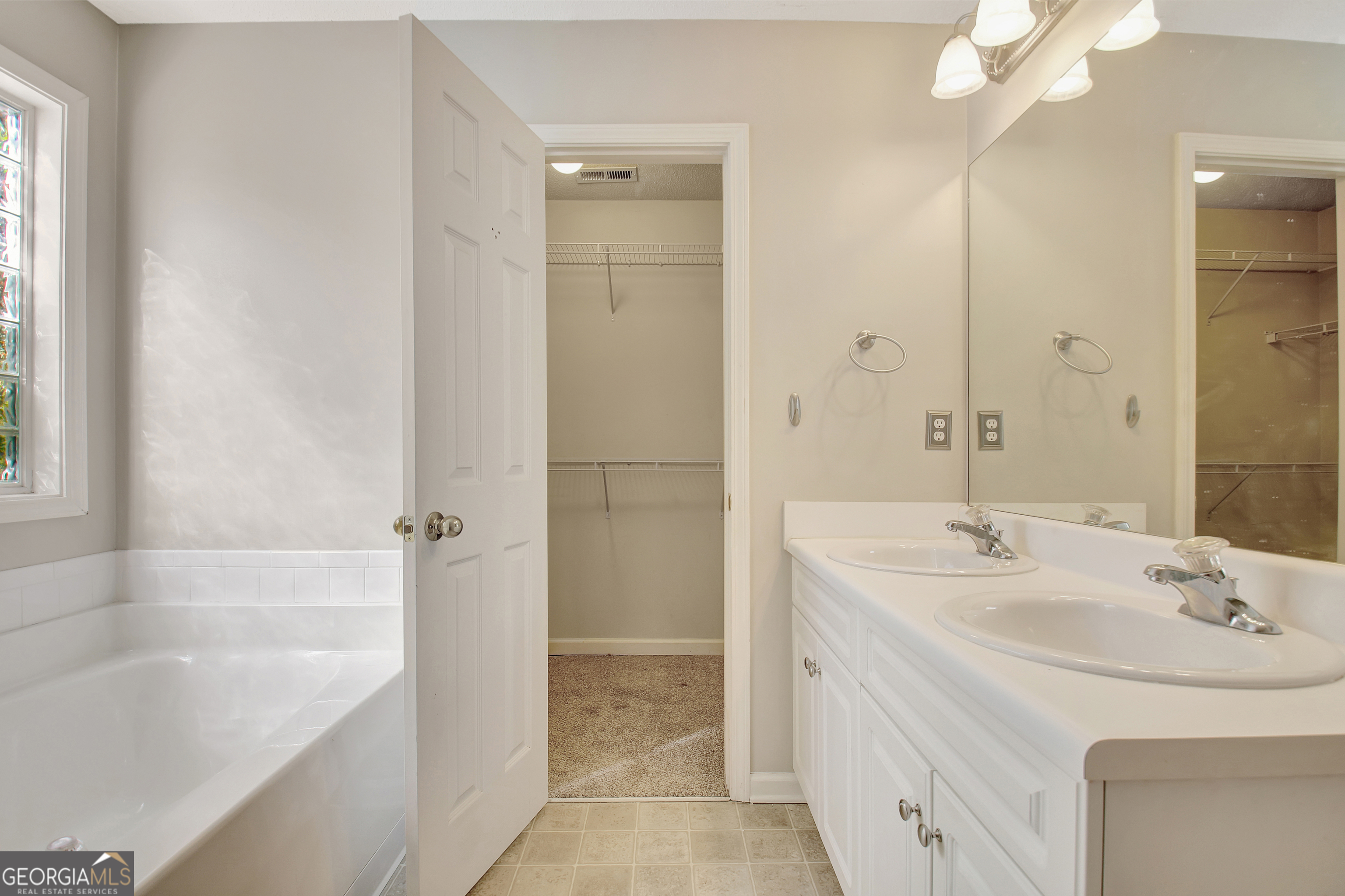 289 Baldwin Court Property Photo 46
