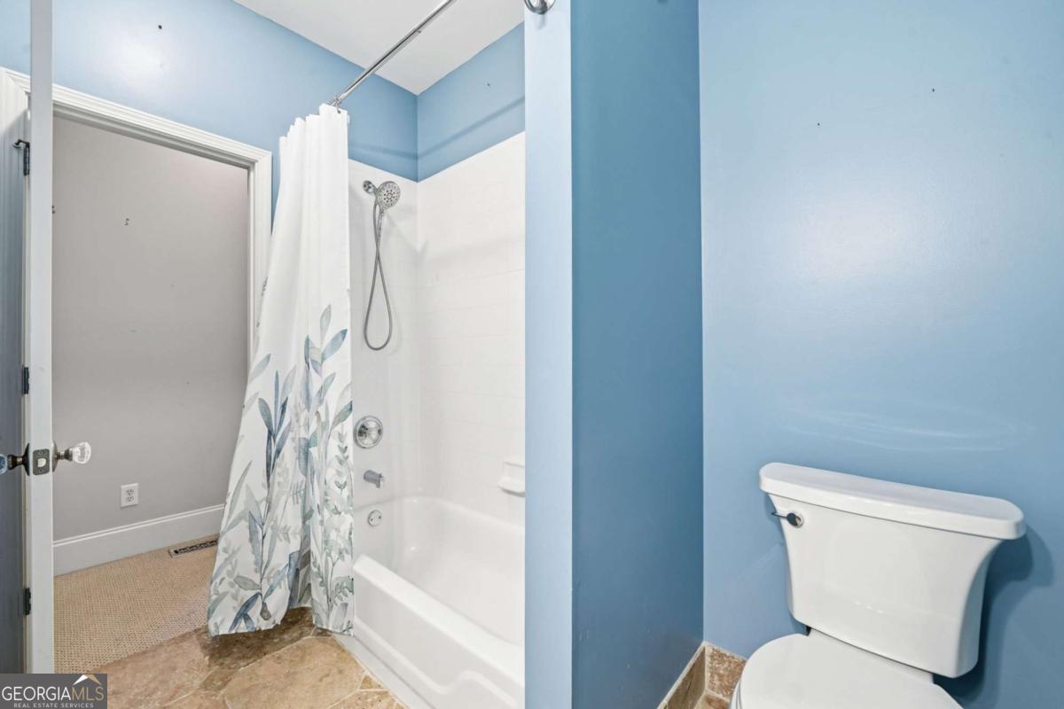 2490 Wild Iris Lane Property Photo 32