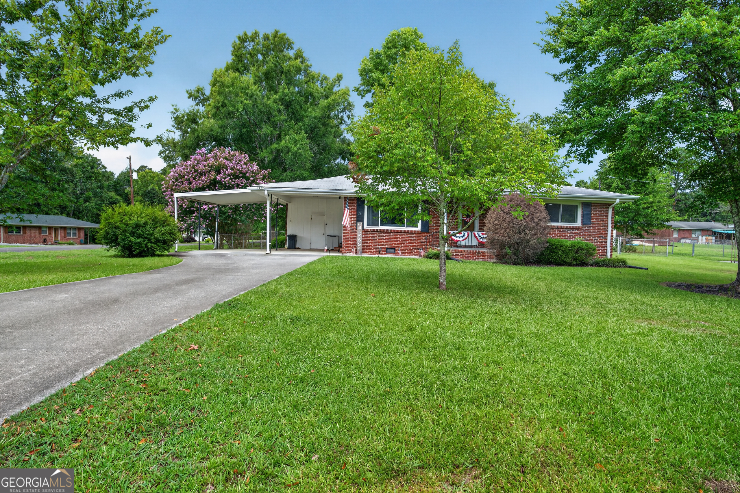 14 Don Drive Ne Property Photo 1