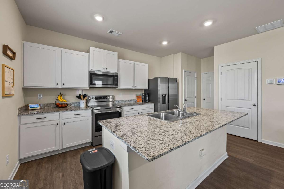 178 Starbuck Parkway Property Photo 14