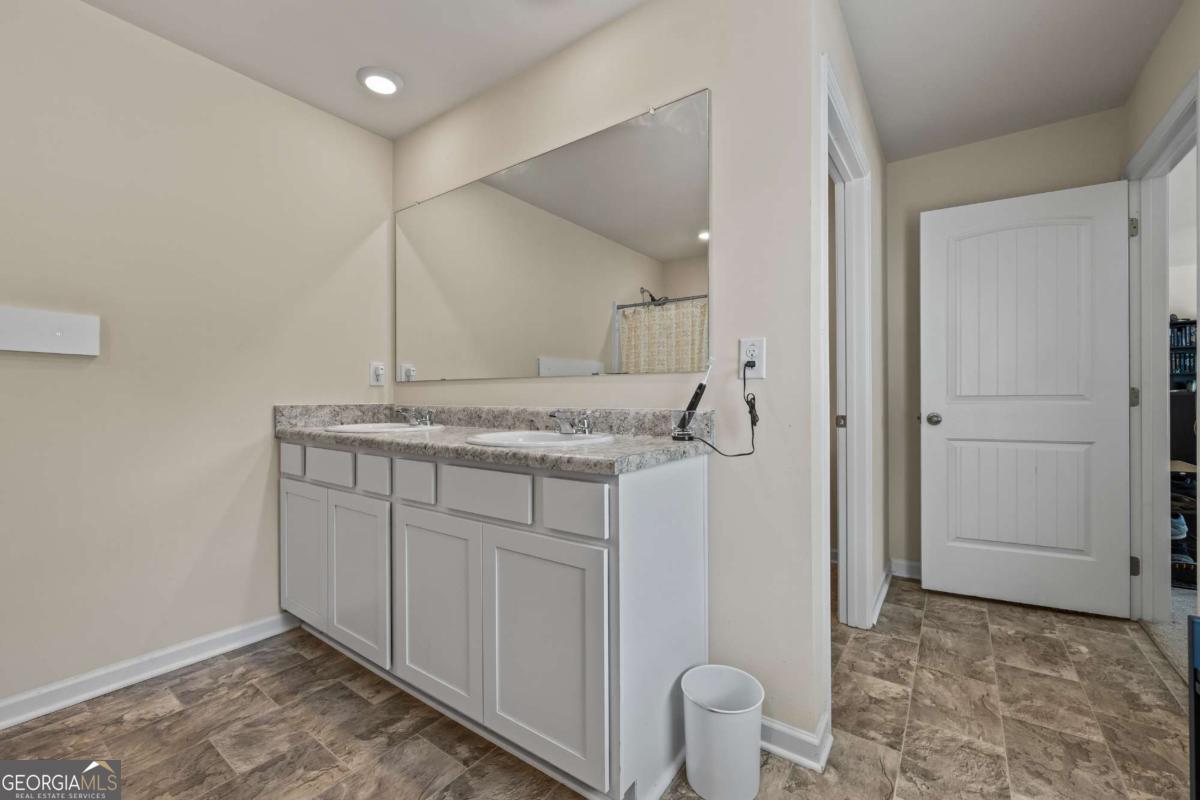 178 Starbuck Parkway Property Photo 25