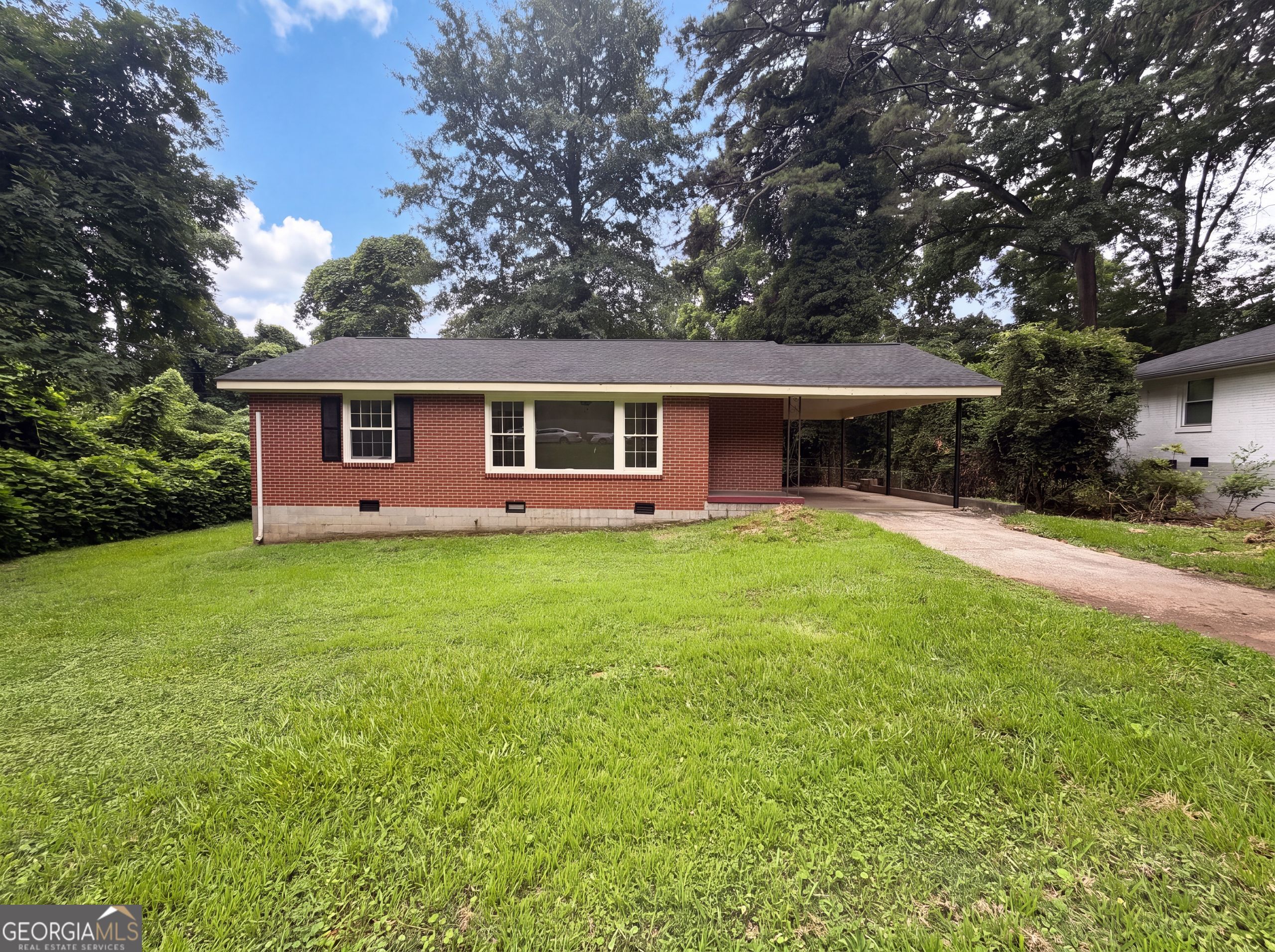 856 Glenway Drive Property Photo 1