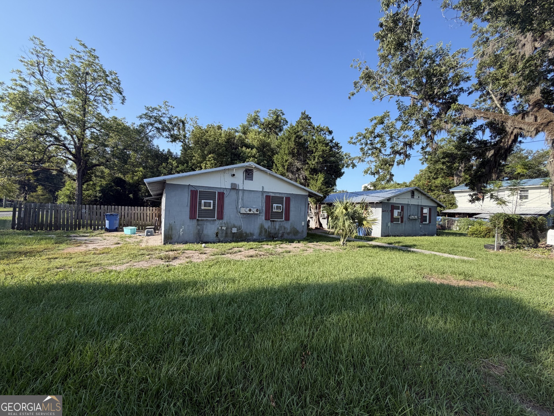 2208 Property Photo 1