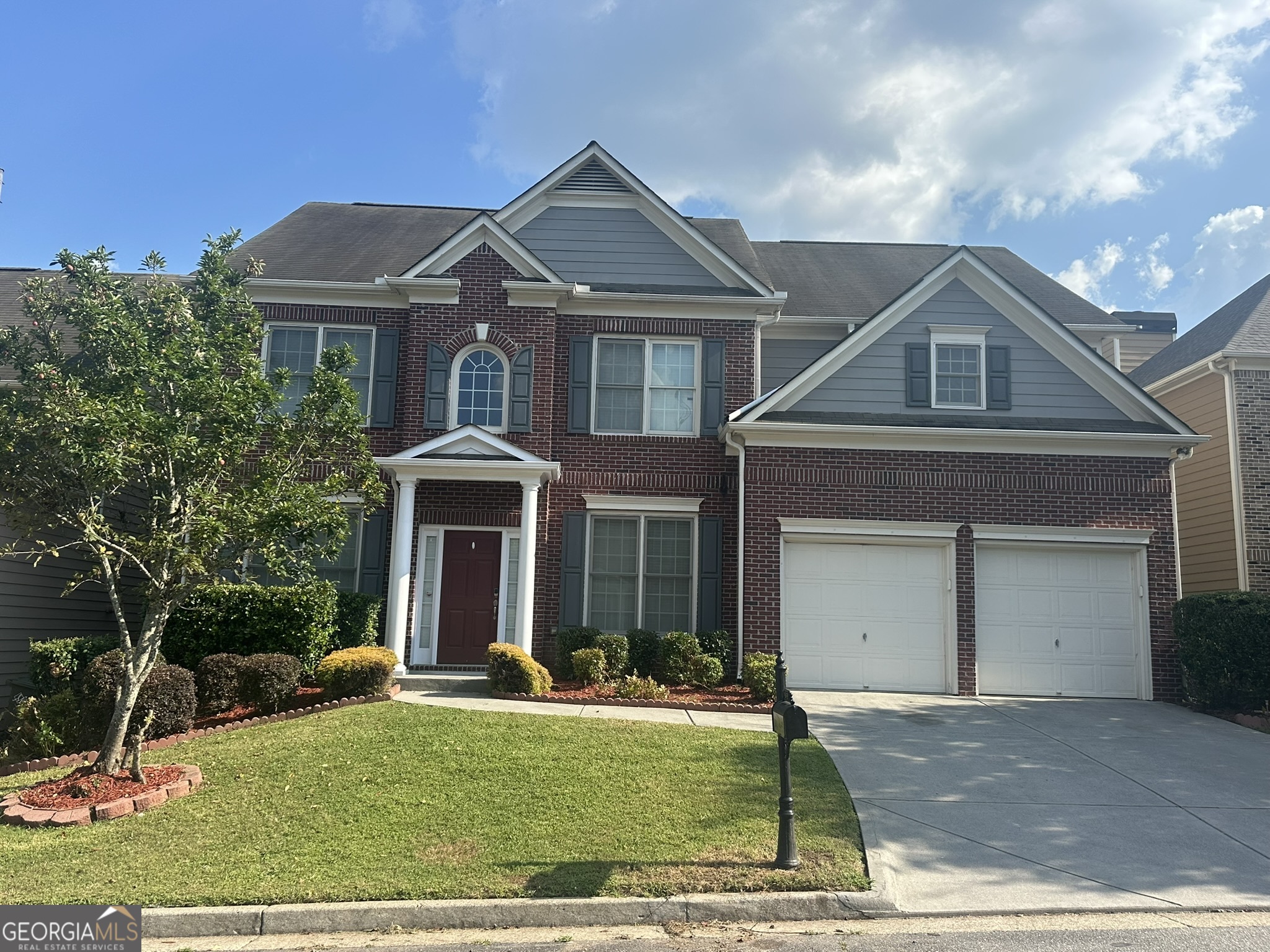 669 Maple Grove Way Property Photo 1